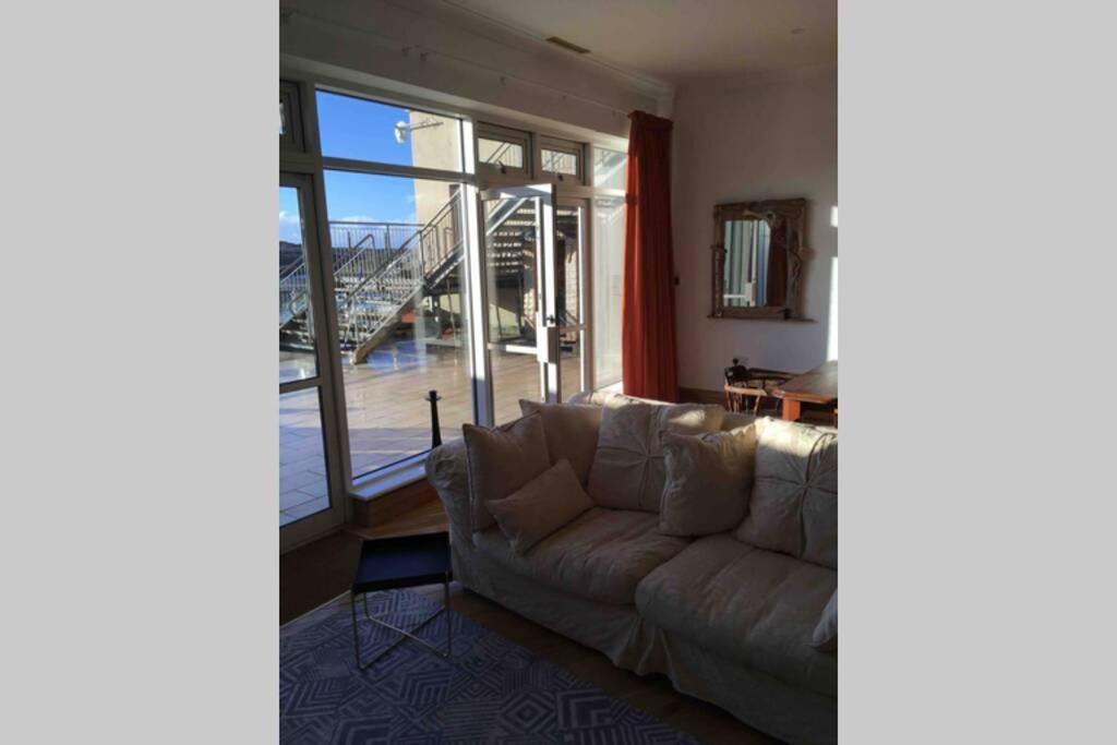 The Loft @ Clifden Bay Apartments Bagian luar foto