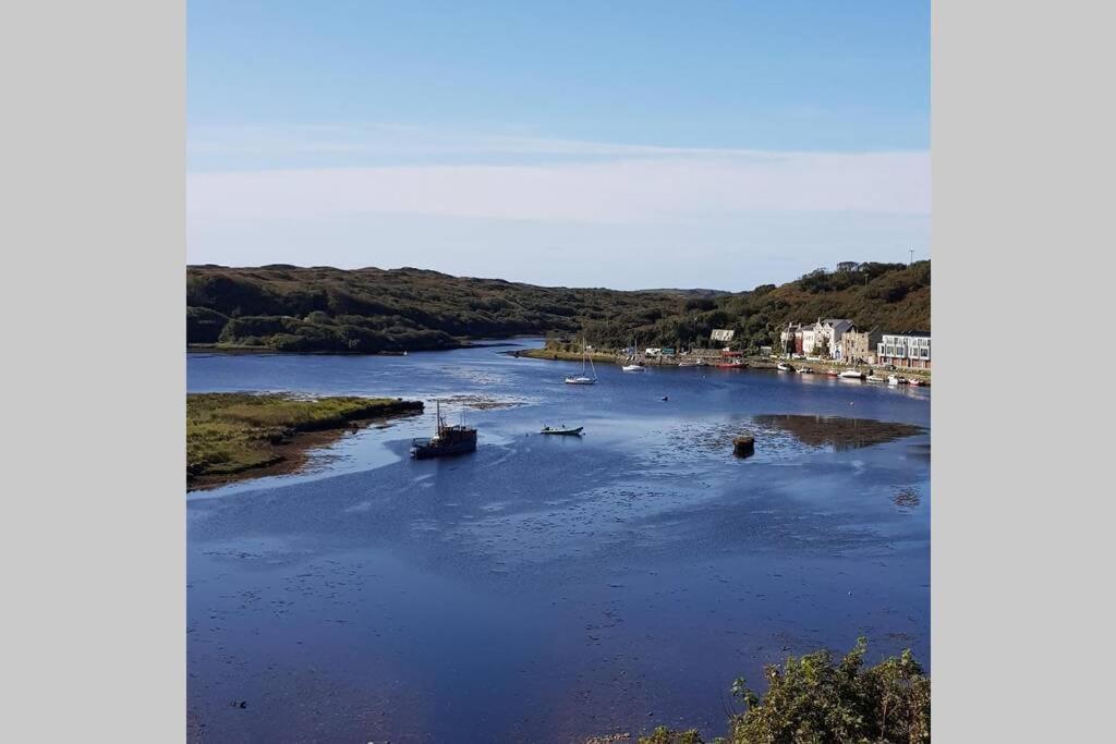 The Loft @ Clifden Bay Apartments Bagian luar foto