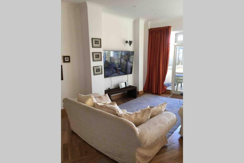 The Loft @ Clifden Bay Apartments Bagian luar foto